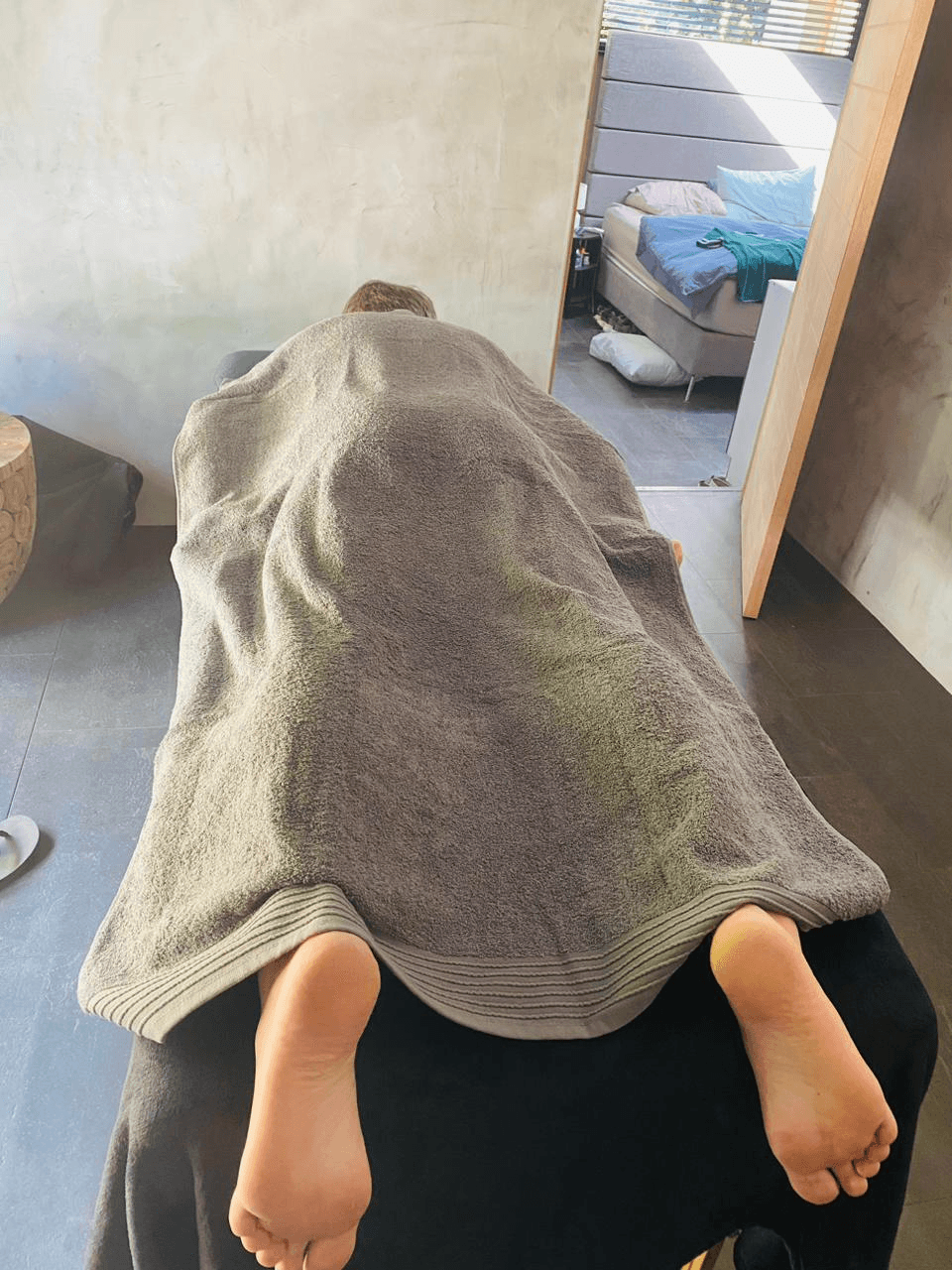 Relaxing mobile massage treatment at home in Cape Town